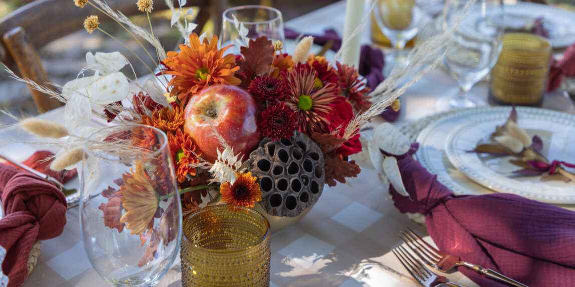 Fall Vibes Only: Thanksgiving Editorial Set Up